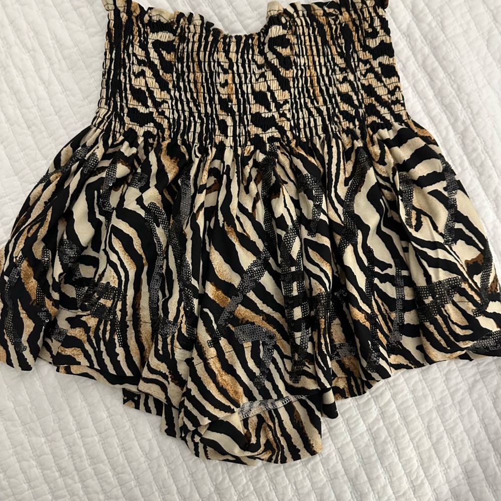 QUEEN OF SPARKLES Tiger Swing Short